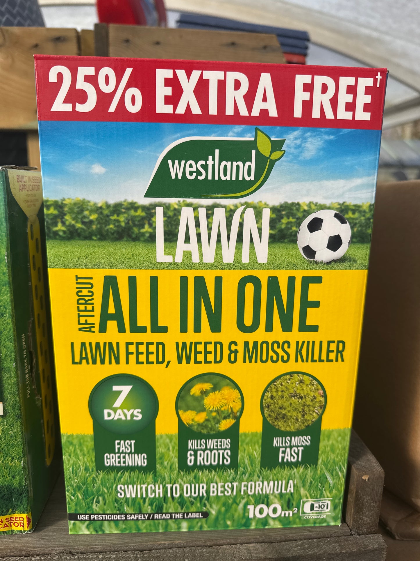 Aftercut All In One 100m2 BOX Lawn Feed, Weed and Moss Killer